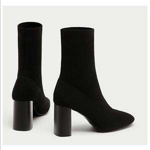 Sock style heeled bootie✨